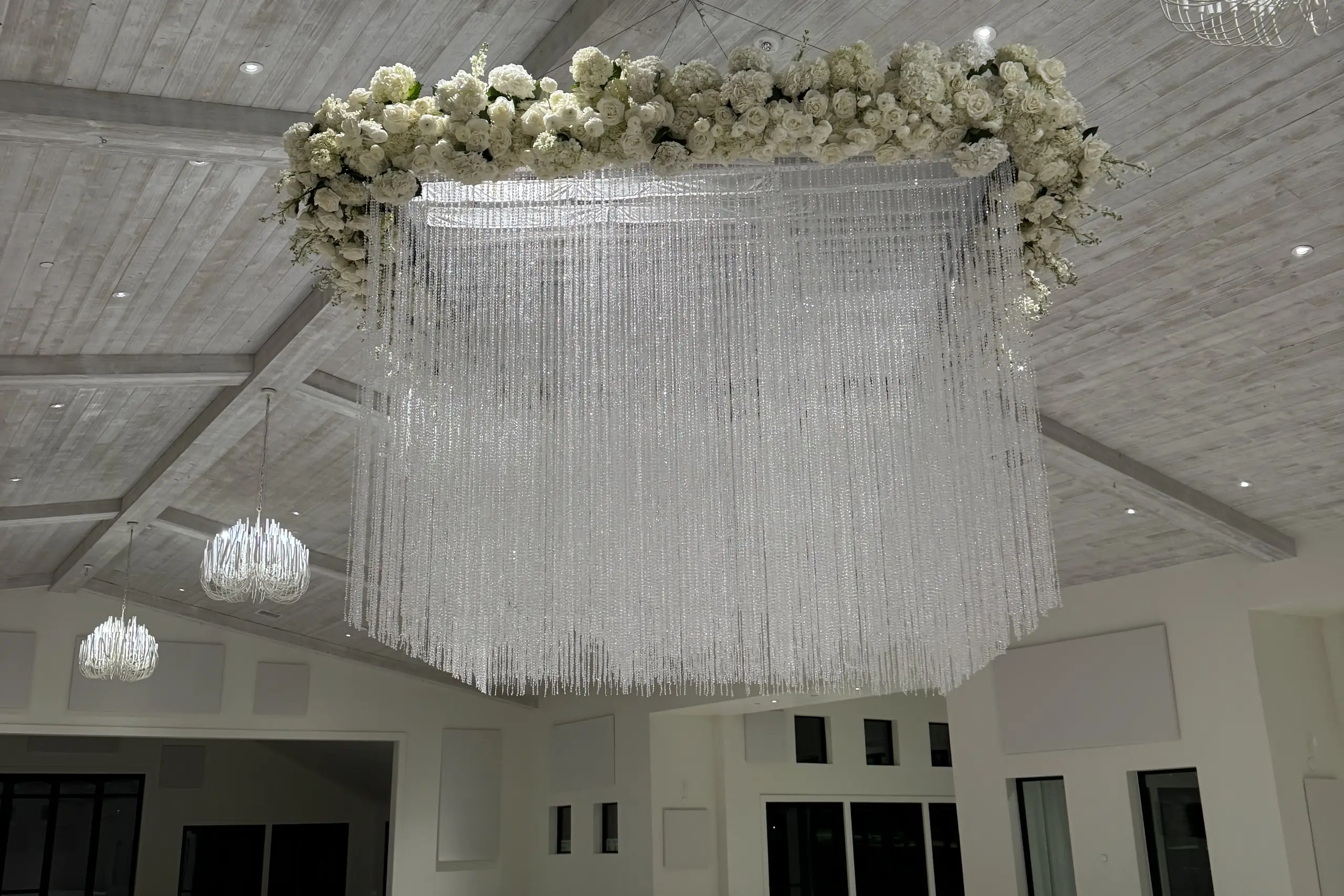 Chandelier_C_2